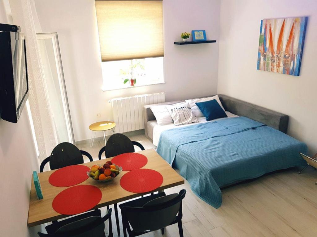 Villa Ulika - 3 Apt For 4 Persons Pula Ngoại thất bức ảnh